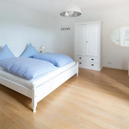 Ahlers 1 * نورديرني